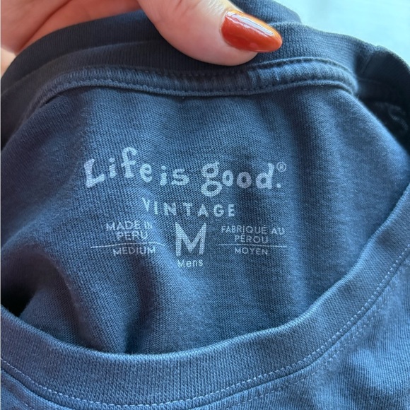 Life is Good Men’s Medium Vintage Graphic Tee Navy Dog Dream Big - Picture 4 of 4